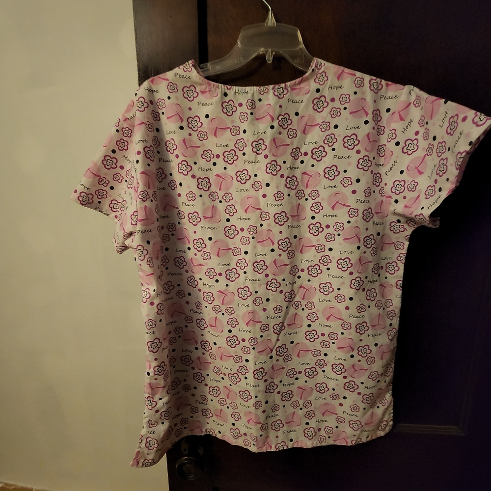Scrub top